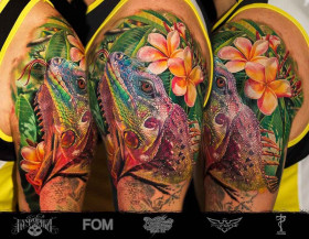 Tattoo artist Ilya Fom