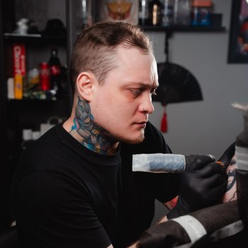 Tattoo artist Евгений Dakota