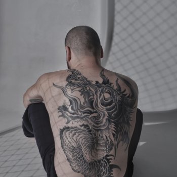 Tattoo artist Ruslan Mr Evil