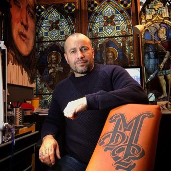 Tattoo artist Mikael de Poissy