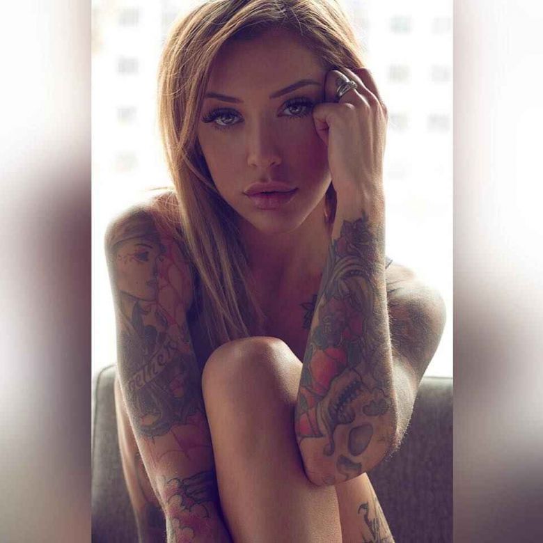Tattooed model Laurence Bédard , female alternative photo model, tattooed girl | Canada