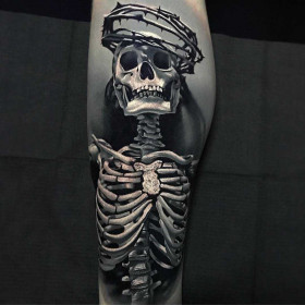 Tattoo artist Jacob Sheffield