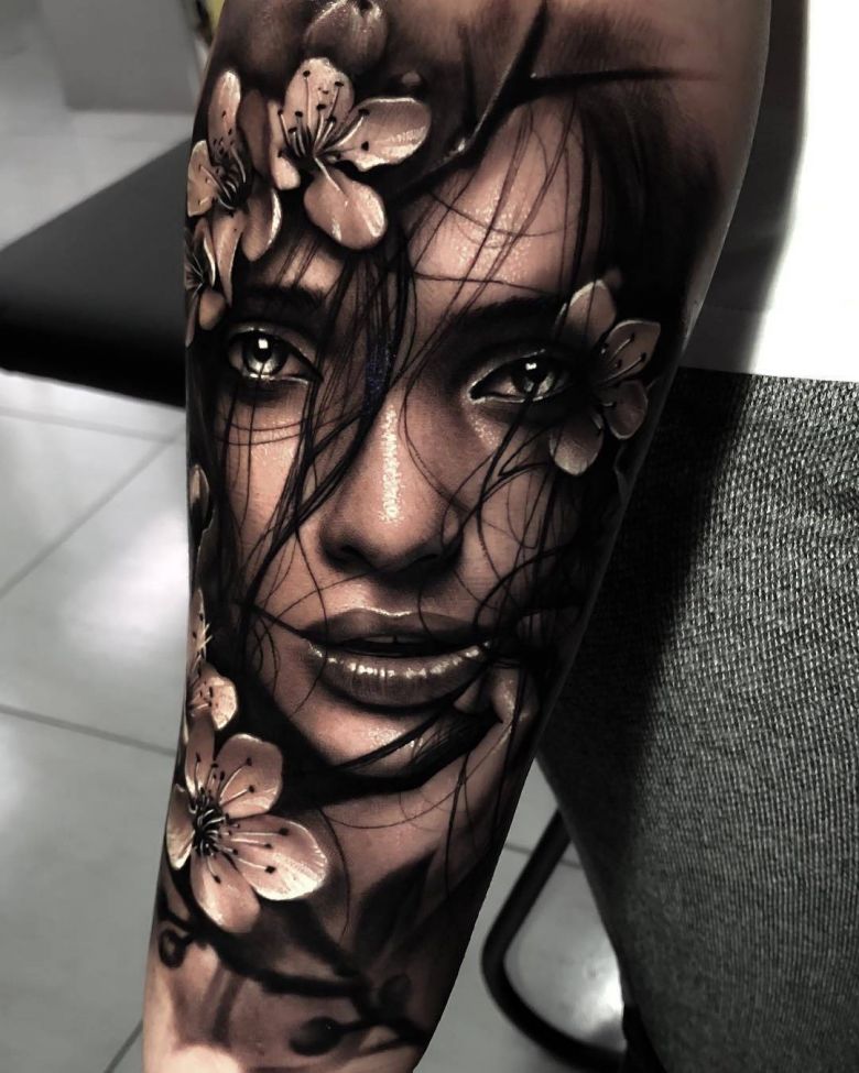 Tattoo artist Samurai Standoff, black&grey authors style portrait realistic tattoo | Brazil