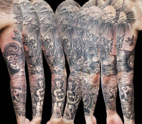 Tattoo artist Marcin Pawlus