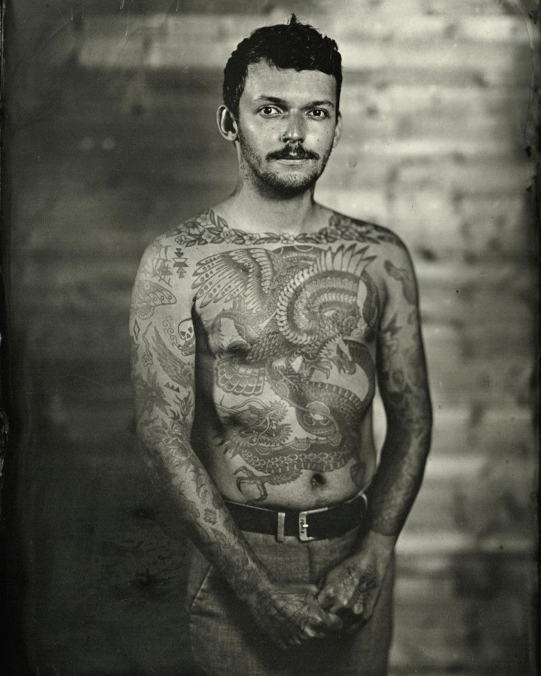 Portraits from the 19th century by French photographer Enzo Lucia