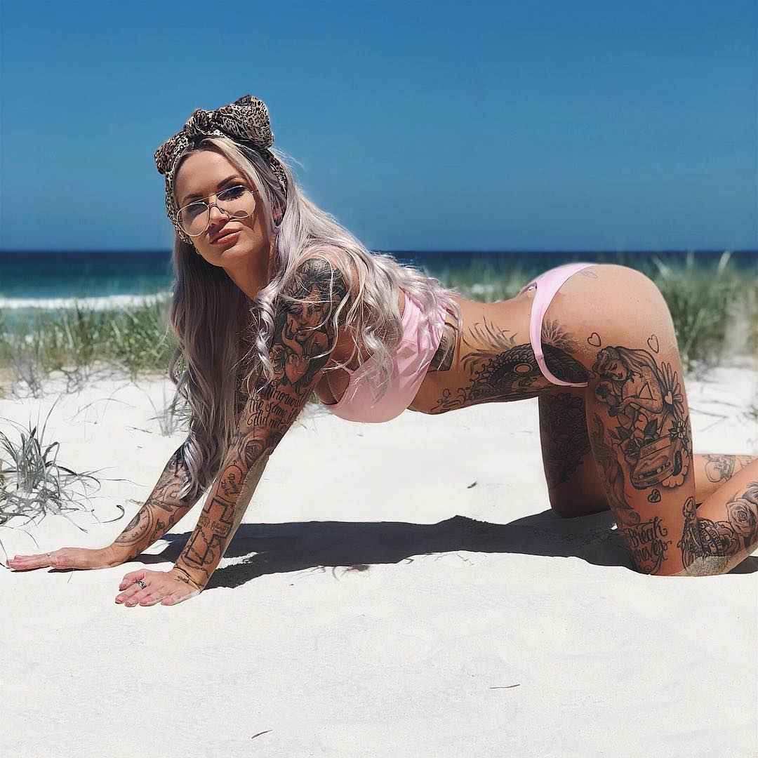 Female tattooed model Shady Brady , Australian alternative photo model | Australia