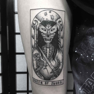tattoo #16055 | Tattoo Artist Lozzy Bones