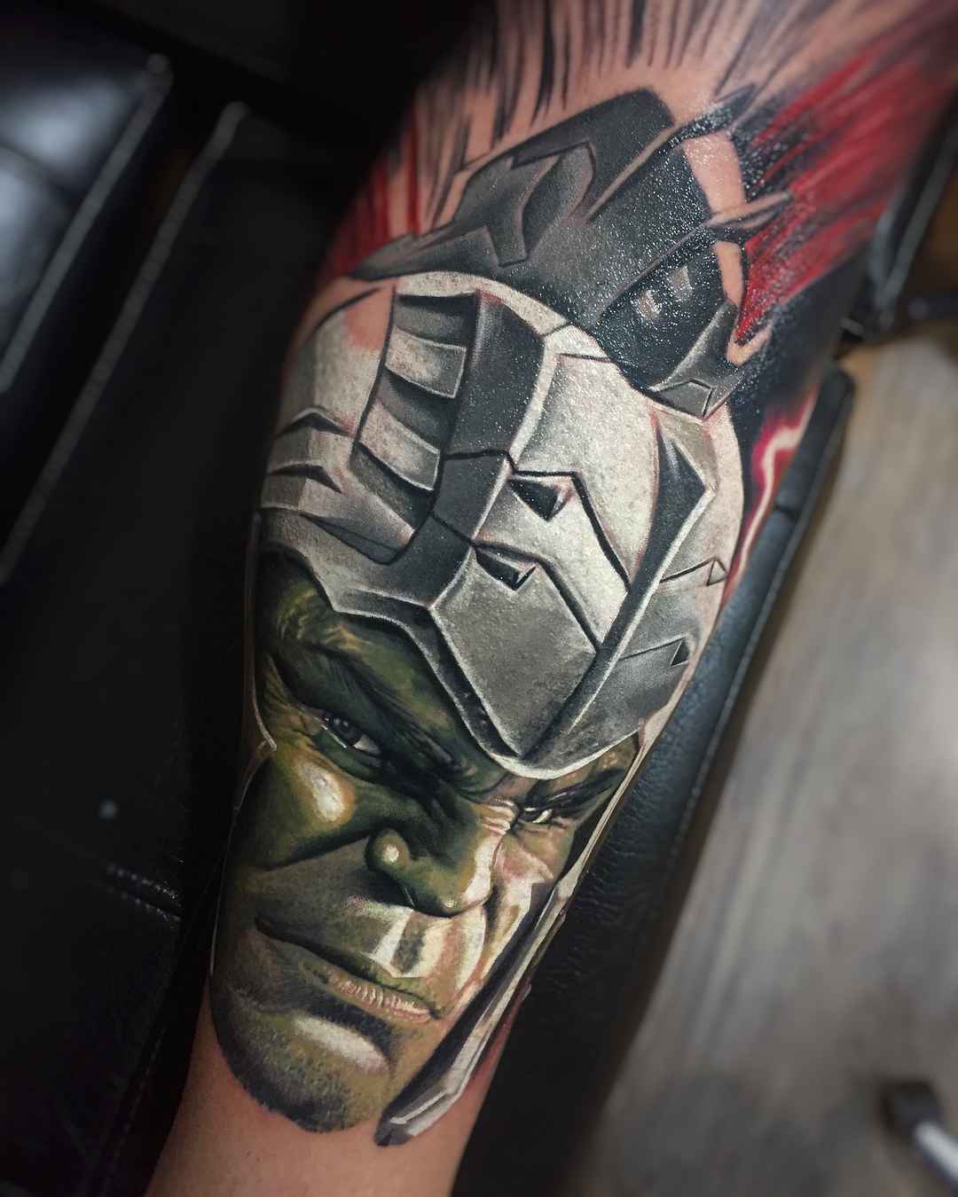 Tattoo艺术家Daniel Bedoya的彩色和黑白写实纹身 | 帕雷拉，哥伦比亚