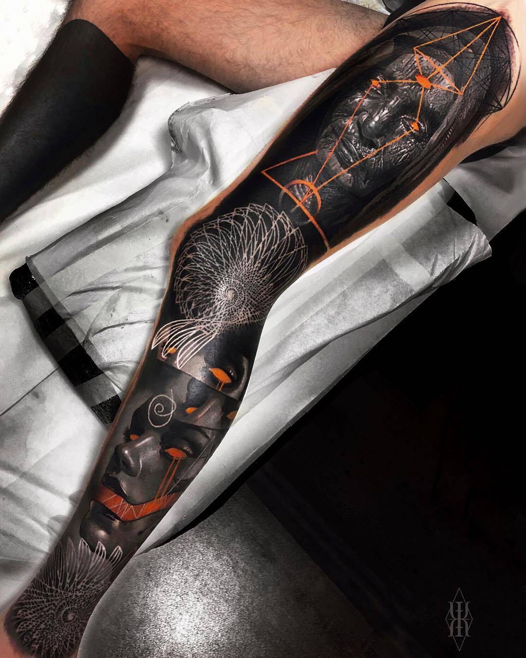 Tattoo artist Walter Montero, color surrealistic tattoo realism | Paderborn, Germany