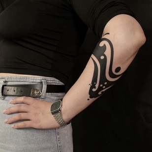 Female Black Ornamental tattoo on Forearm #62820 | Tattoo Artist Maxim Desnev