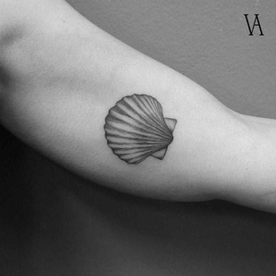 tattoo #7806 | Tattoo Artist Violeta Arus