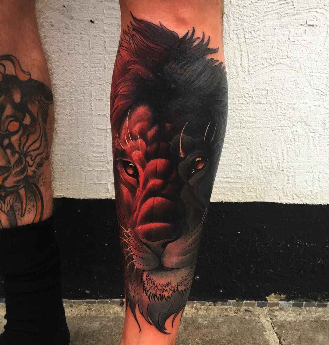 Tattoo artist Mike Stockings color neo traditional animal tattoo in an authors style | UK