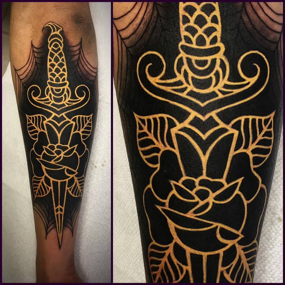 Tattoo artist Jake Gordon, authors style color traditional tattoo with black ornamentalistic background | USA