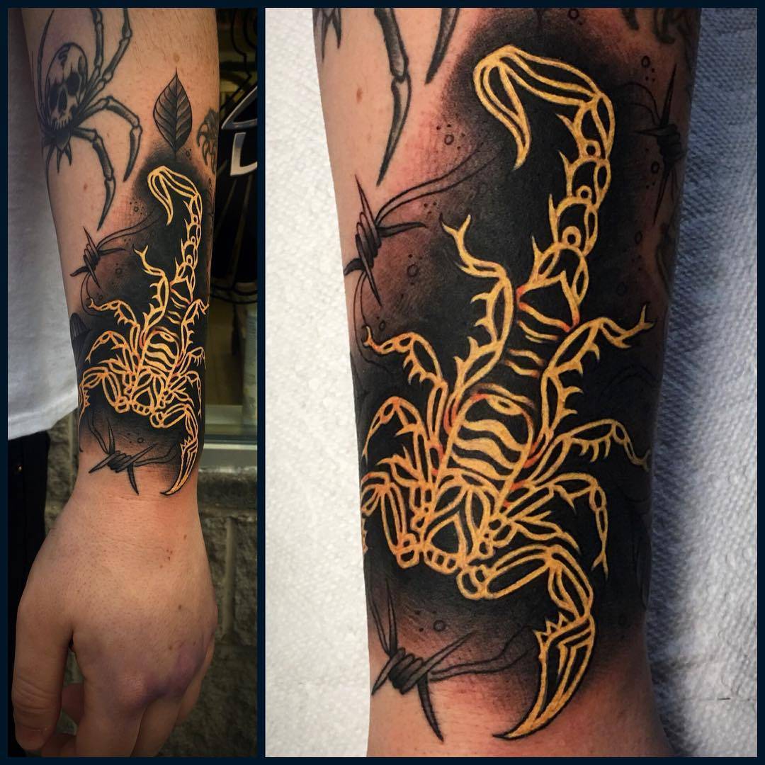 Tattoo artist Jake Gordon, authors style color traditional tattoo with black ornamentalistic background | USA