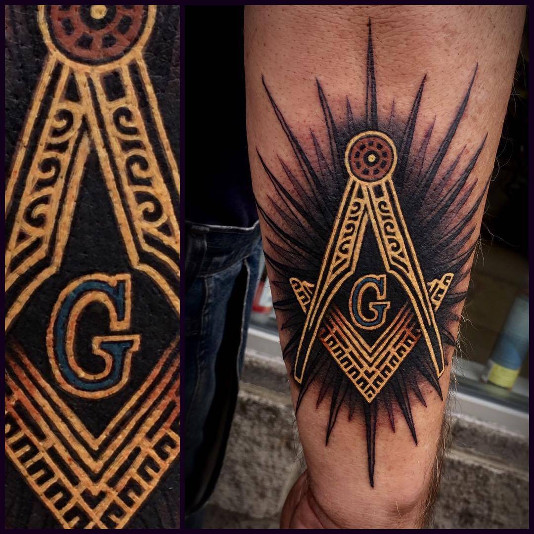 Tattoo artist Jake Gordon, authors style color traditional tattoo with black ornamentalistic background | USA