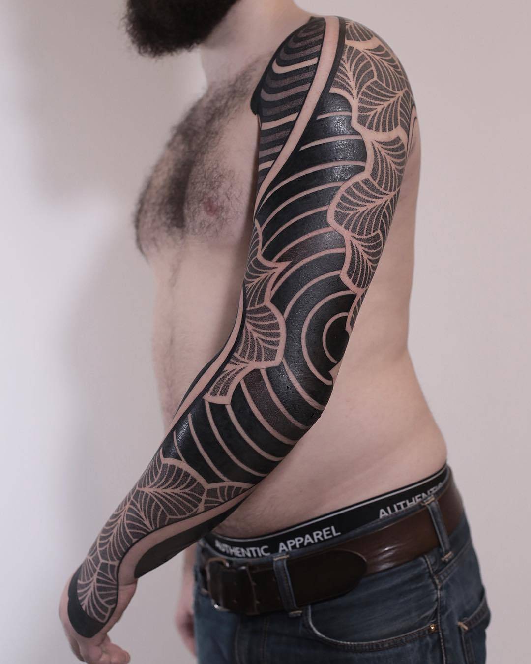 Tattoo artist Alejandro Prada, blackwork ornamental dotwork tattoo, lecture at 10th International Moscow Tattoo Convention