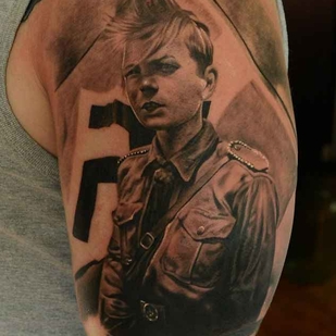 tattoo #8299 | Tattoo Artist Den Yakovlev