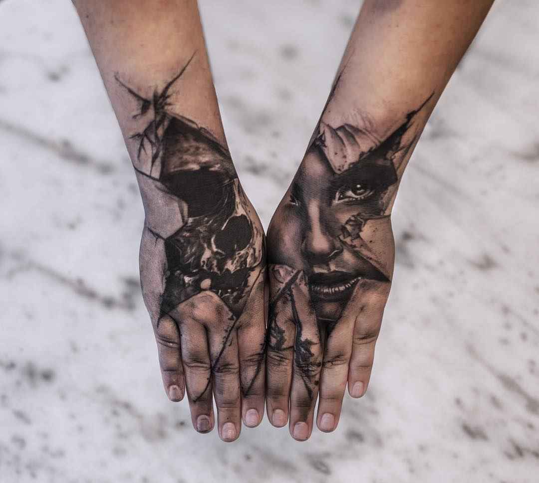 Tattoo artist Adrian Lindell black&grey portrait and abstract tattoo realism | Stockholm, Sweden