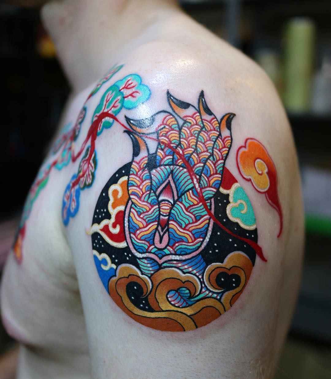 Artista del tatuaje Pitta color coreano tradicional, estilo autores | Seúl, Corea del Sur