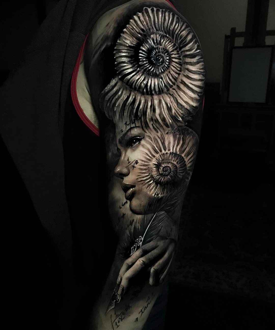 Tattoo artist Jak Connolly color and black&grey authors style tattoo realism | UK