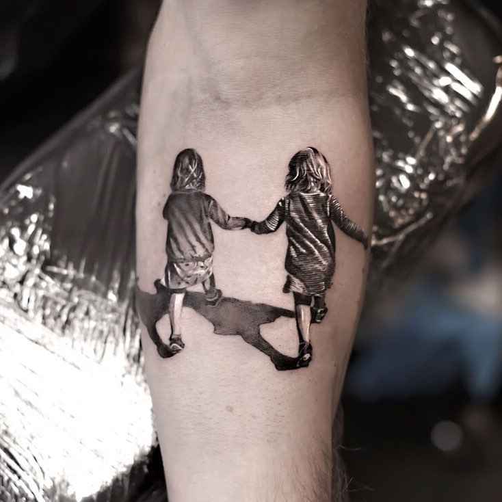 Tattoo artist Adrian Lindell black&grey portrait and abstract tattoo realism | Stockholm, Sweden