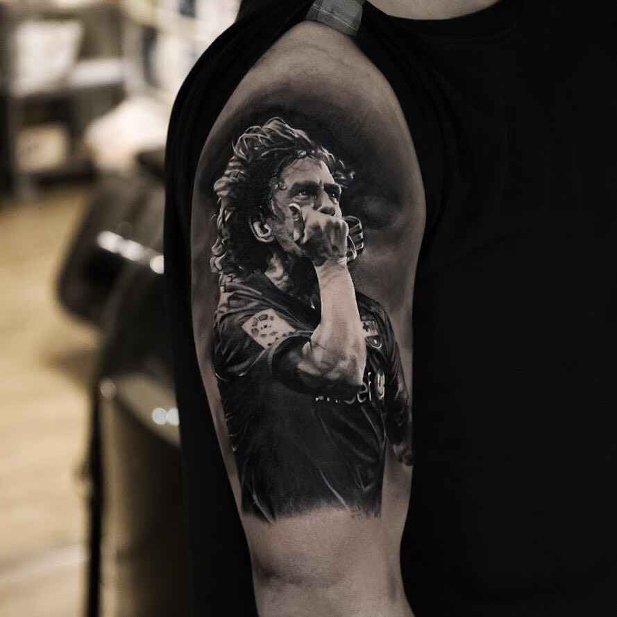 Tattoo artist Adrian Lindell black&grey portrait and abstract tattoo realism | Stockholm, Sweden
