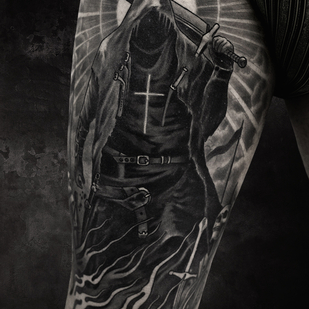 Male Black and Grey Graphic tattoo on Thigh #65637 | Tattoo Artist ROMAN MIGURA