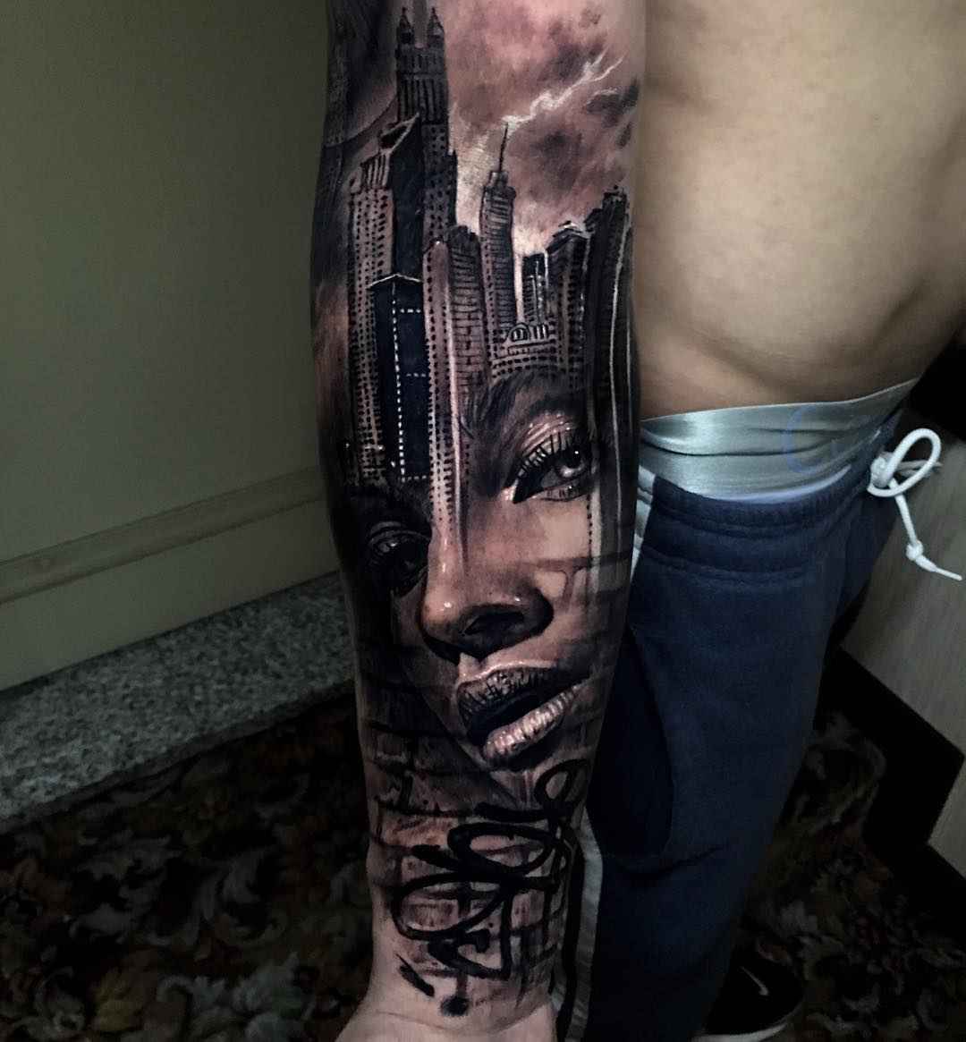 Tattoo artist Jak Connolly color and black&grey authors style tattoo realism | UK