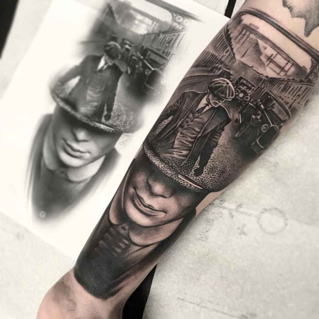 Tattoo artist Rob Richardson, black and grey realistic tattoo, blackwork, authors style | United Kingdom