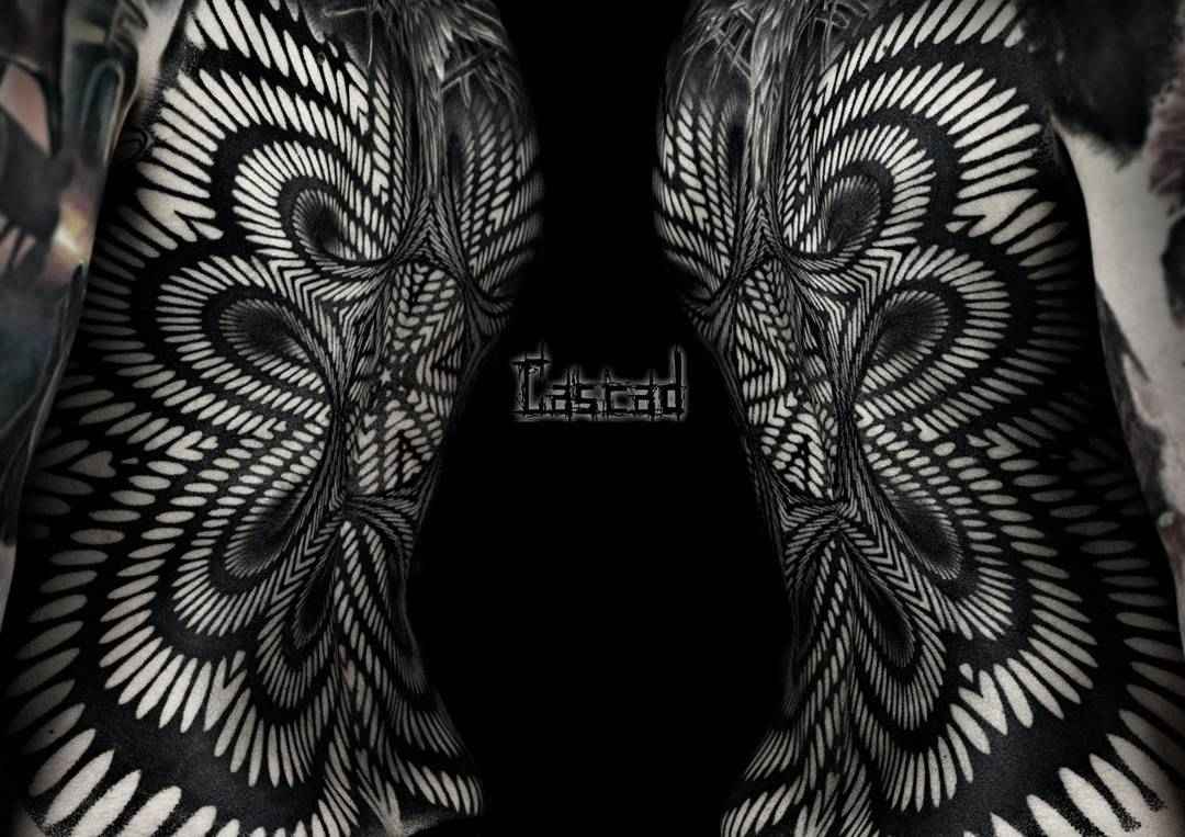 纹身艺术家Ilya Sascad Kandaurov，作者风格的黑色装饰纹身 | 俄罗斯