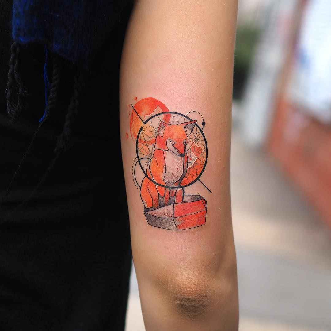 Tattoo artist Baris Yesilbas color athors style watercolor tattoo with geometry and realistic elements | Turkey, United States