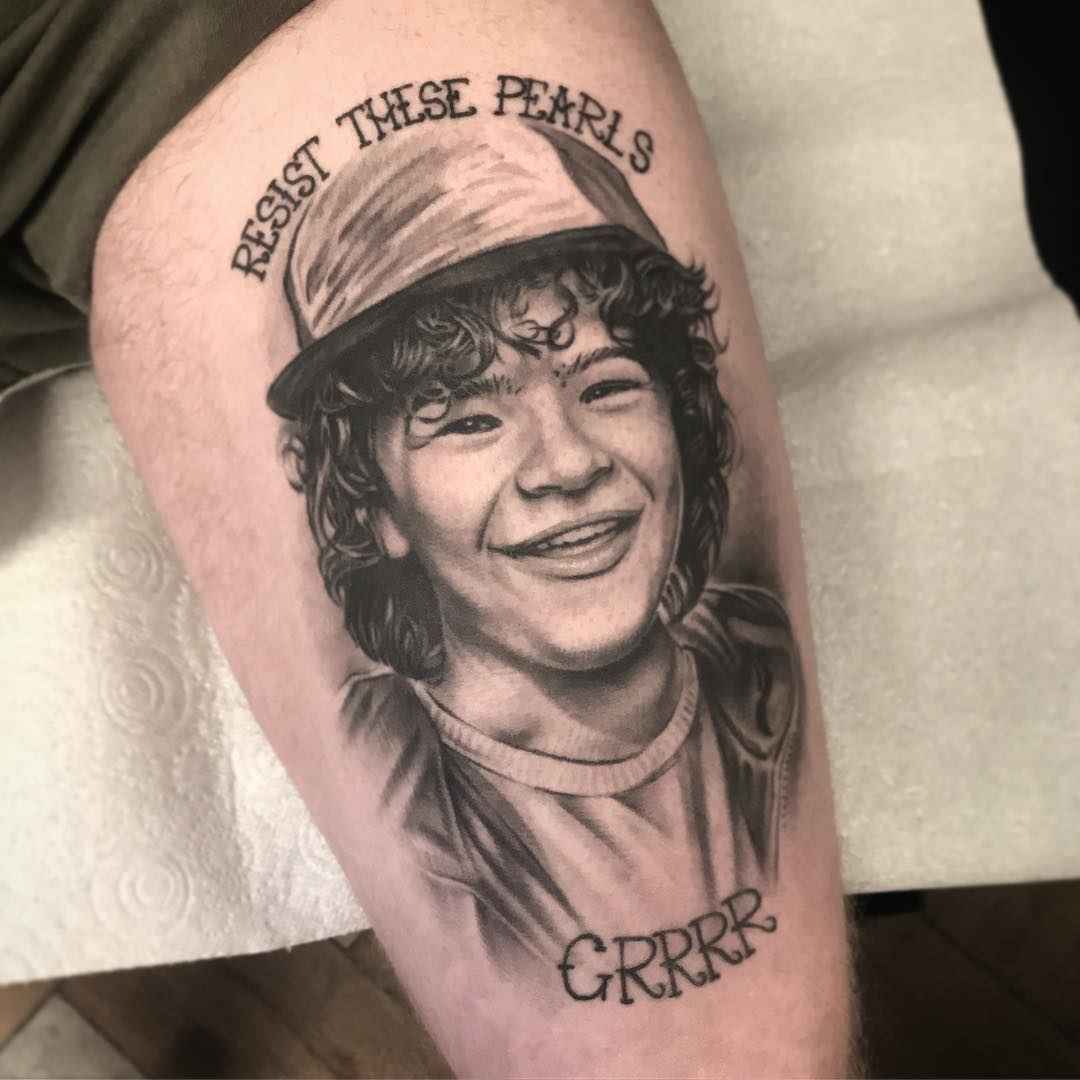 Tattoo artist Rob Richardson, black and grey realistic tattoo, blackwork, authors style | United Kingdom