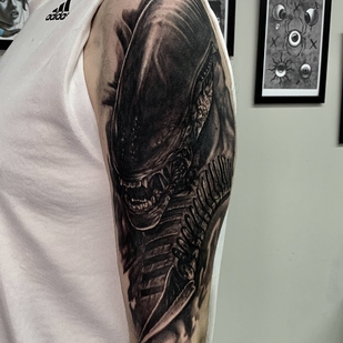 tattoo #29792 | Tattoo Artist Robert Shteinberg