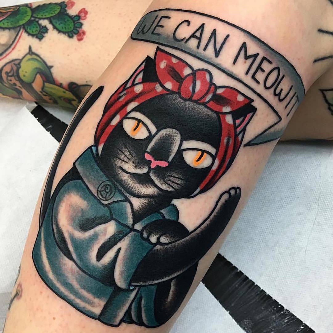Tattoo artist Iris Lys, color traditional cat tattoo | United Kingdom