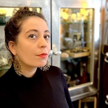 Tattoo artist Mimi Sama 