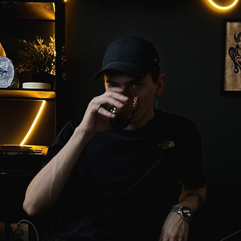 Tattoo artist Ivan Lugovkin 