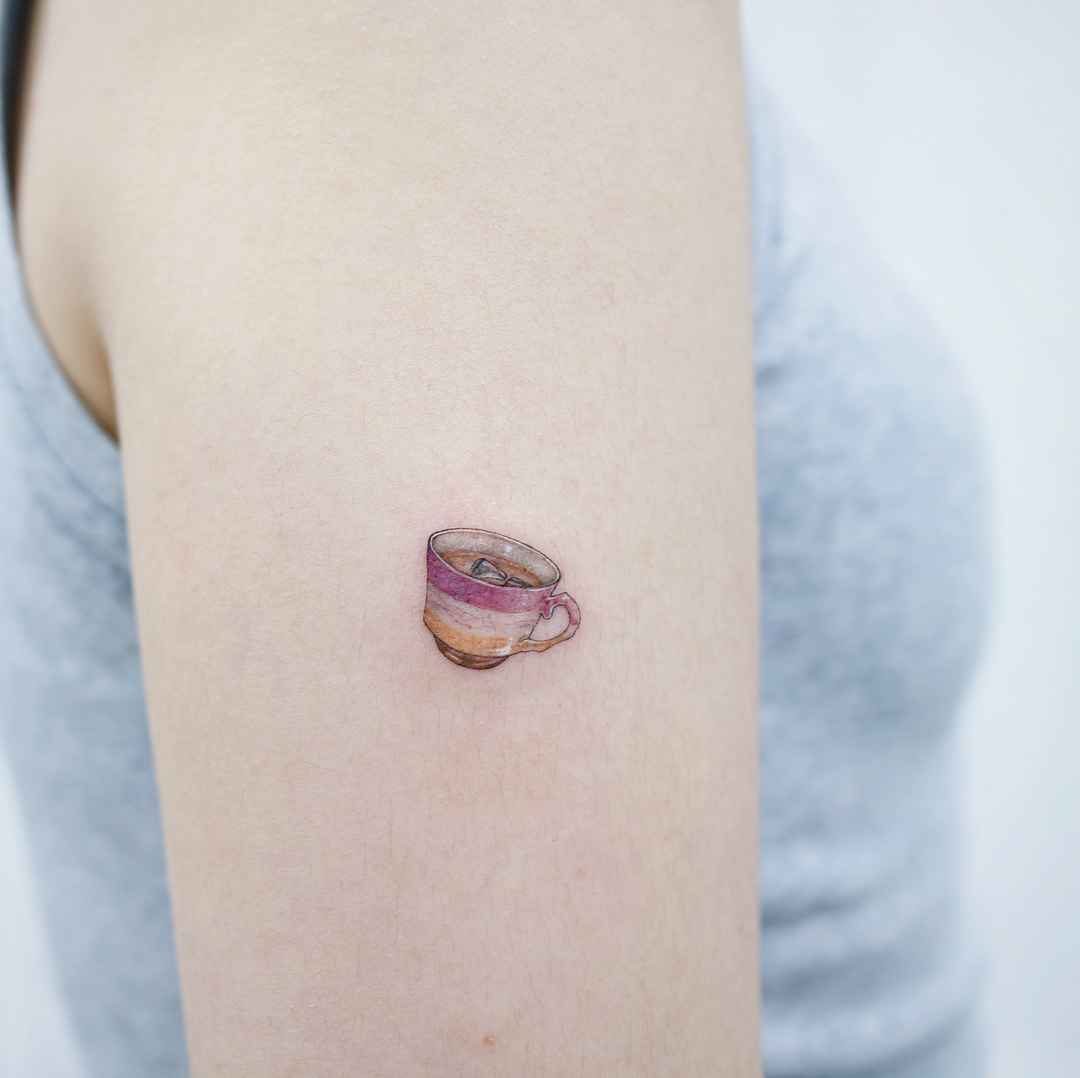 Tattoo artist Heemee, color lightness minimalistic tattoo | Seoul, Korea