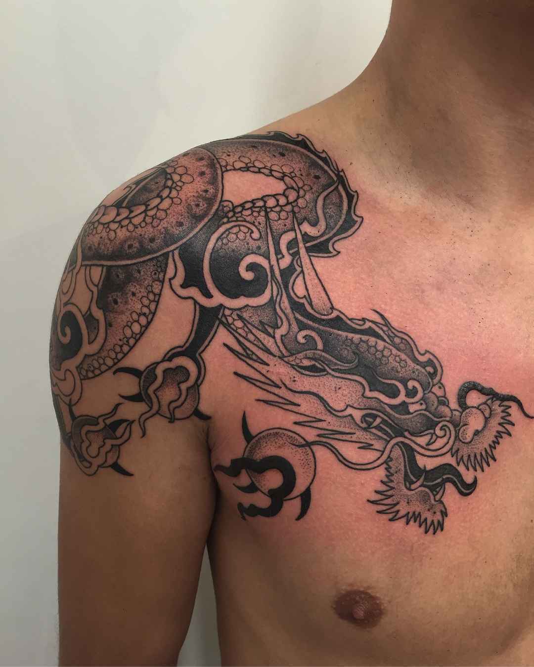 Tattoo artist Richard Warnock , tradition and neo tradition blackwork tattoo | Auckland, New Zealand