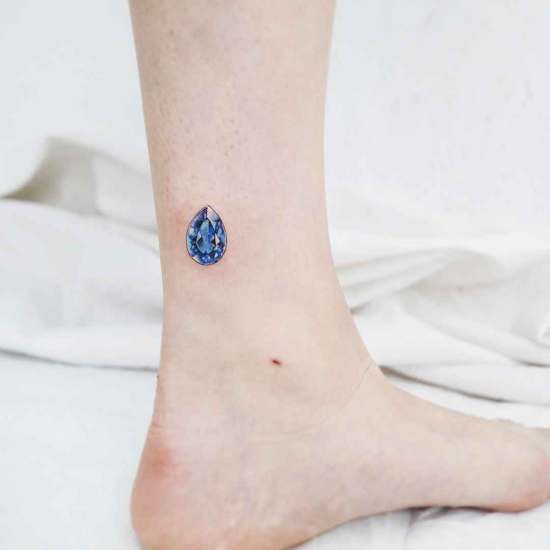 Tattoo artist Heemee, color lightness minimalistic tattoo | Seoul, Korea