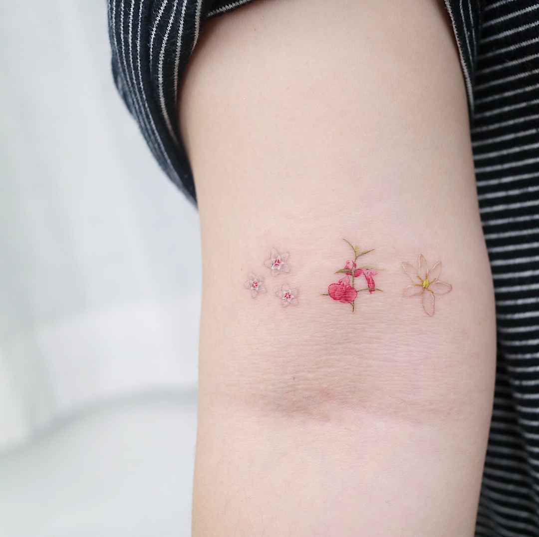 Tattoo artist Heemee, color lightness minimalistic tattoo | Seoul, Korea