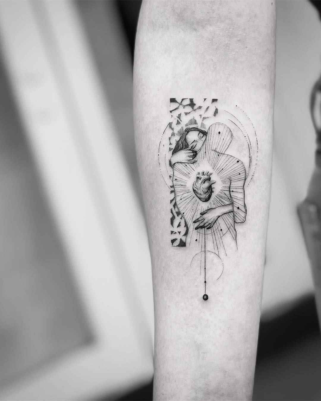 Tattoo artist John Monteiro, authors abstract blackwork graphic tattoo | Brazil