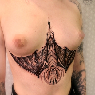 Female Black Graphic tattoo on Stomach #67982 | Tattoo Artist Ioann Leo ( LEO-VAN )