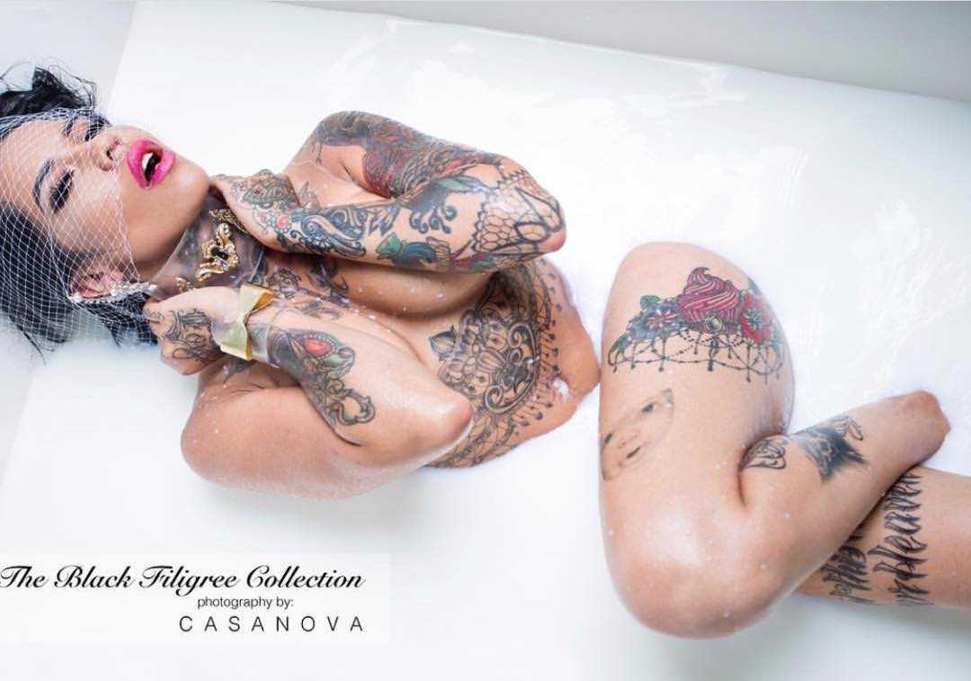 Tattooed model Elle Audra, alternative photo model, inked girl | USA 