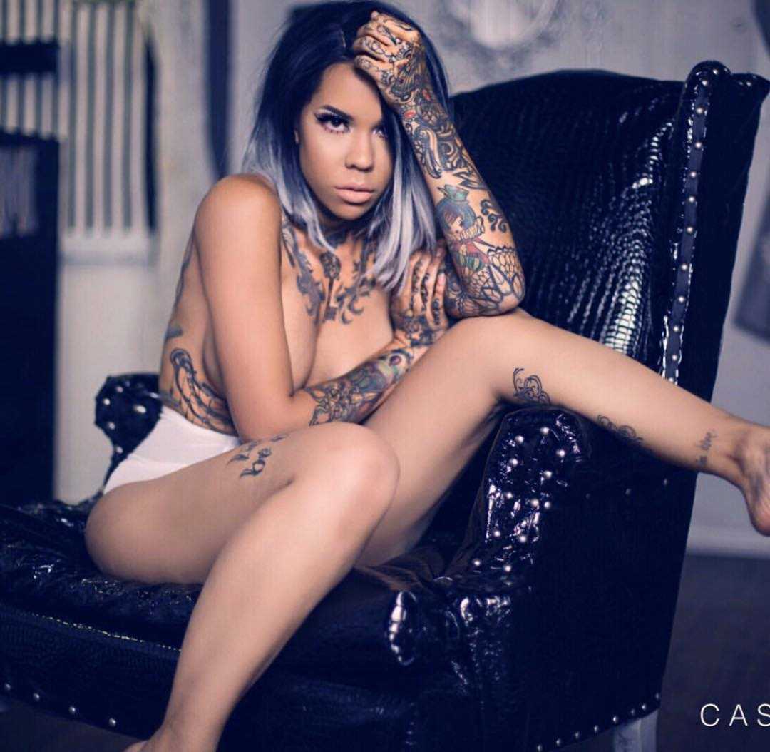 Tattooed model Elle Audra, alternative photo model, inked girl | USA 