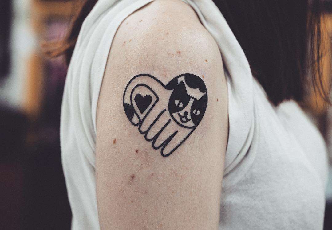 Tattoo artist Woo Loves You - authors style color and black graphic minimalism tattoo | Korea