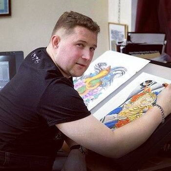 Tattoo artist Mihail Myshinskiy 