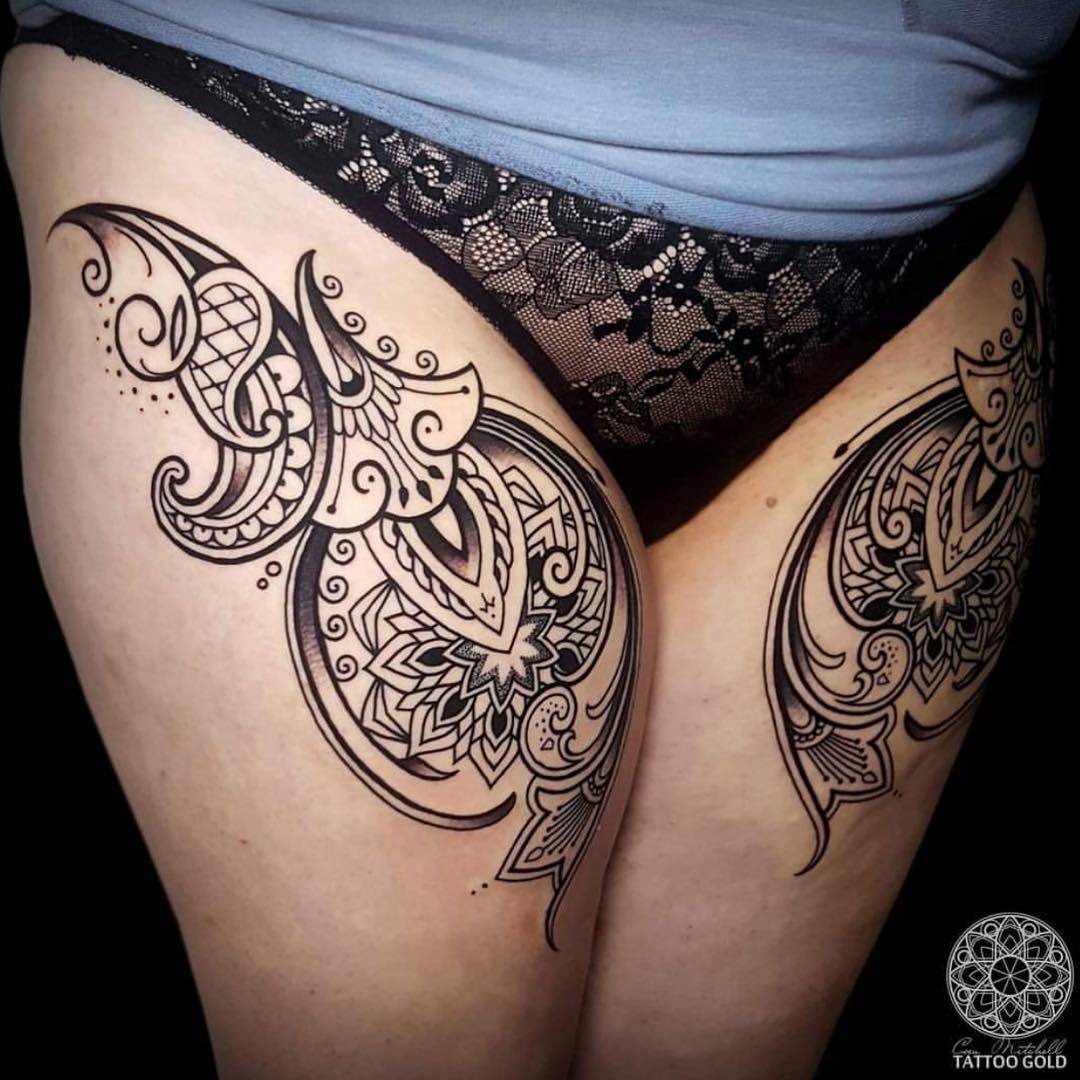 Coen Mitchell Tattoo Gold - Mosaic flow lion piece - For bookings- Private  mail through your ideas/placement/sizing/photo of the area you want tattooed.  Instagram: @coenmitchell #hushanesthetic #inkjecta #stencilstuff  #newzealandartist