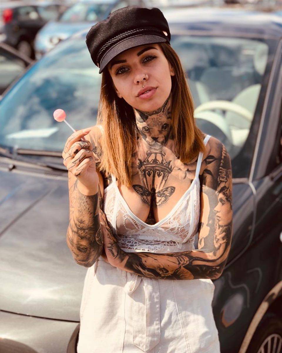 Tattoo model and tattoo artist Nina Lüthy, tattooed girl, girl with tattoo | Germany, Stuttgart