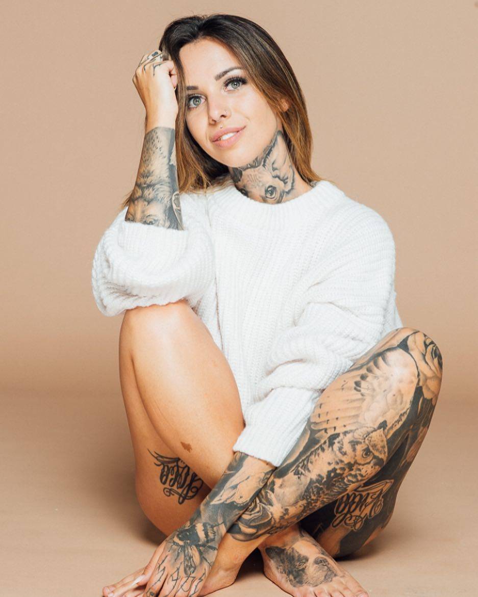 Tattoo model and tattoo artist Nina Lüthy, tattooed girl, girl with tattoo | Germany, Stuttgart