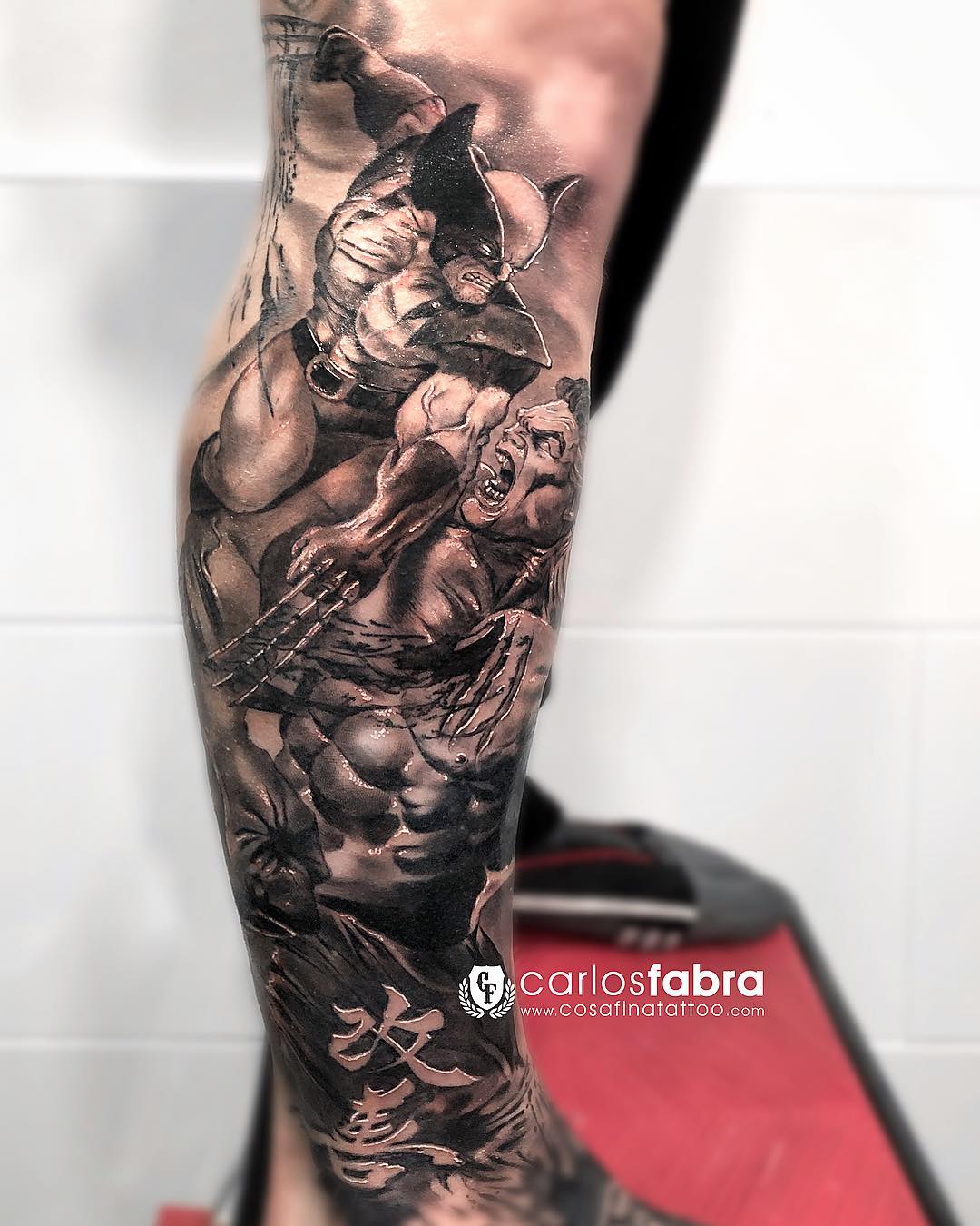 纹身艺术家Carlos Fabra，黑色和灰色真实感纹身作品 | 巴塞罗那，西班牙